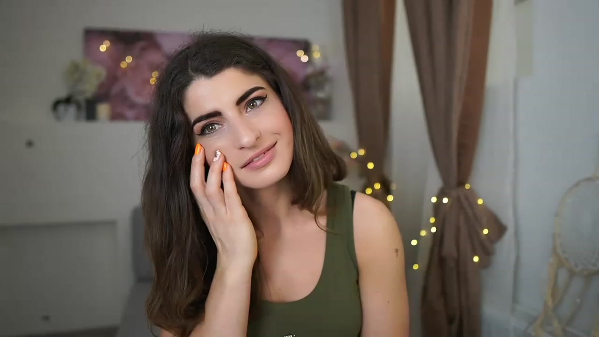 Gallery image thumbnail from EVA__LOVIA_'s myfreecams stream on, 04/12/2023, 09:11 image 2 of 20