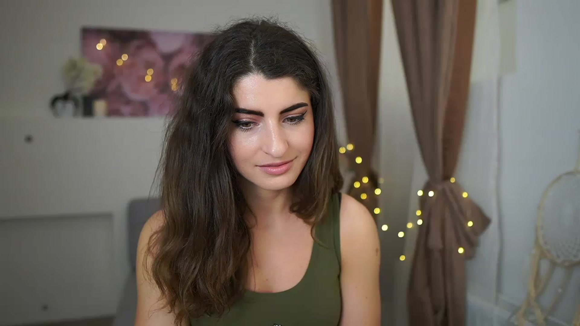 Gallery image thumbnail from EVA__LOVIA_'s myfreecams stream on, 04/12/2023, 09:11 image 8 of 20