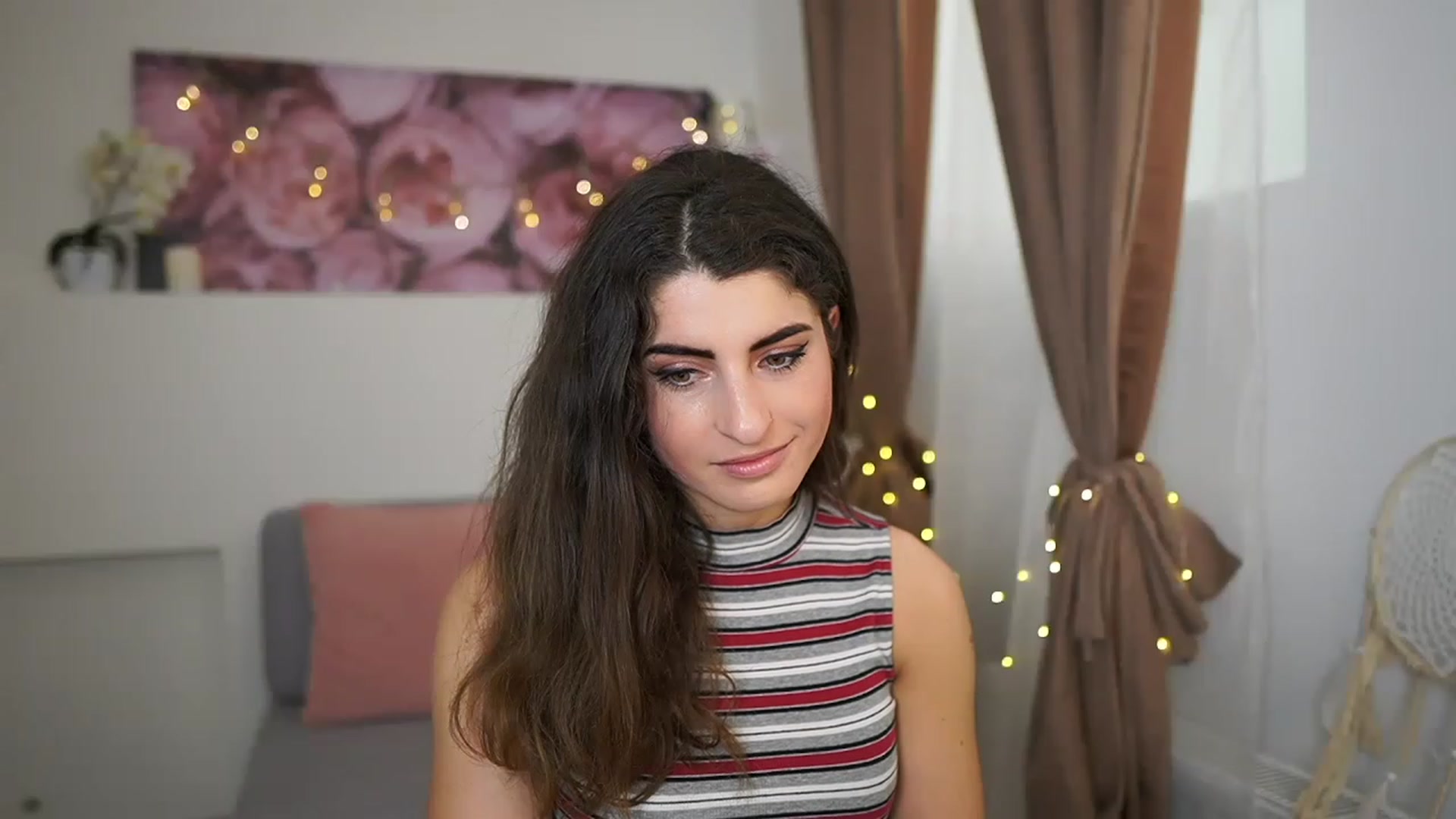 Gallery image thumbnail from EVA__LOVIA_'s myfreecams stream on, 04/13/2023, 09:30 image 19 of 20