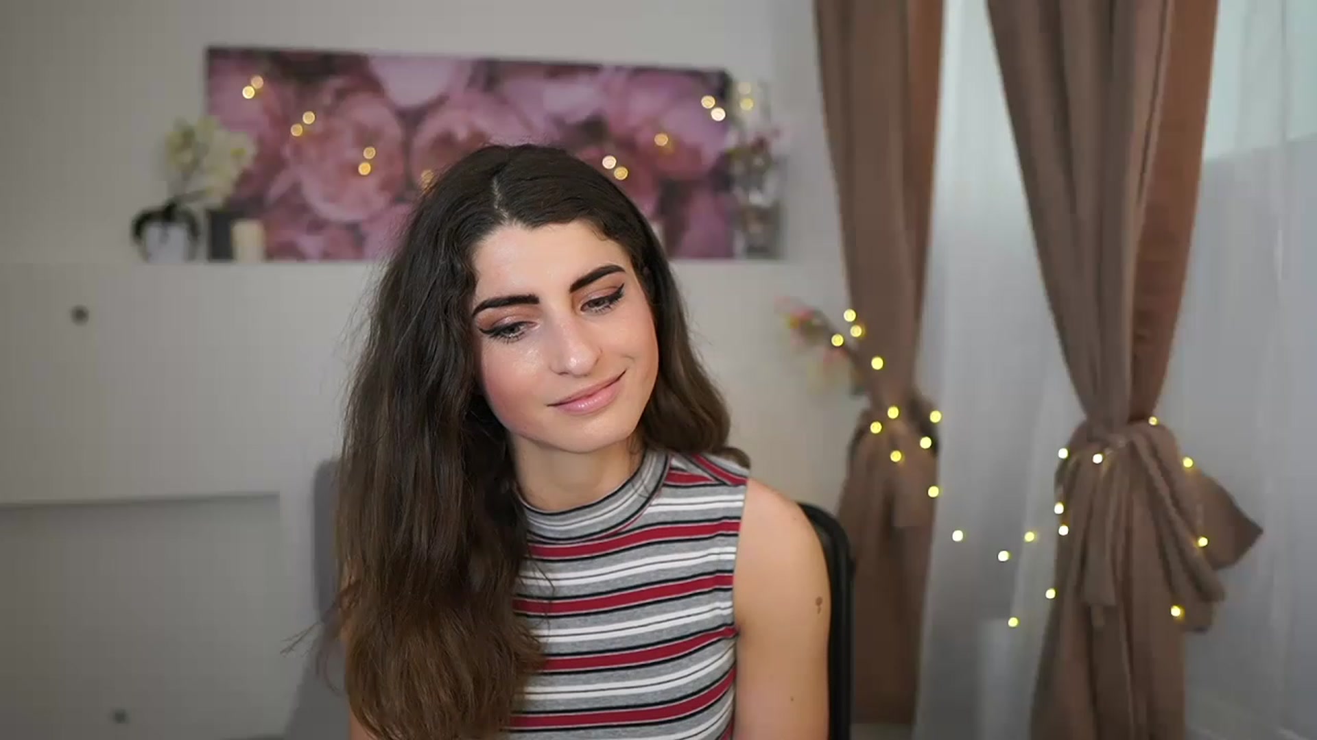 Gallery image thumbnail from EVA__LOVIA_'s myfreecams stream on, 04/13/2023, 10:30 image 16 of 20