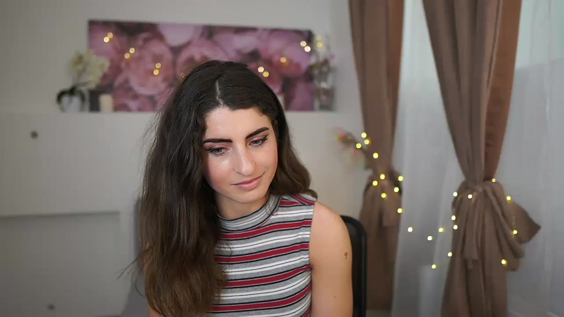 Gallery image thumbnail from EVA__LOVIA_'s myfreecams stream on, 04/13/2023, 10:30 image 11 of 20