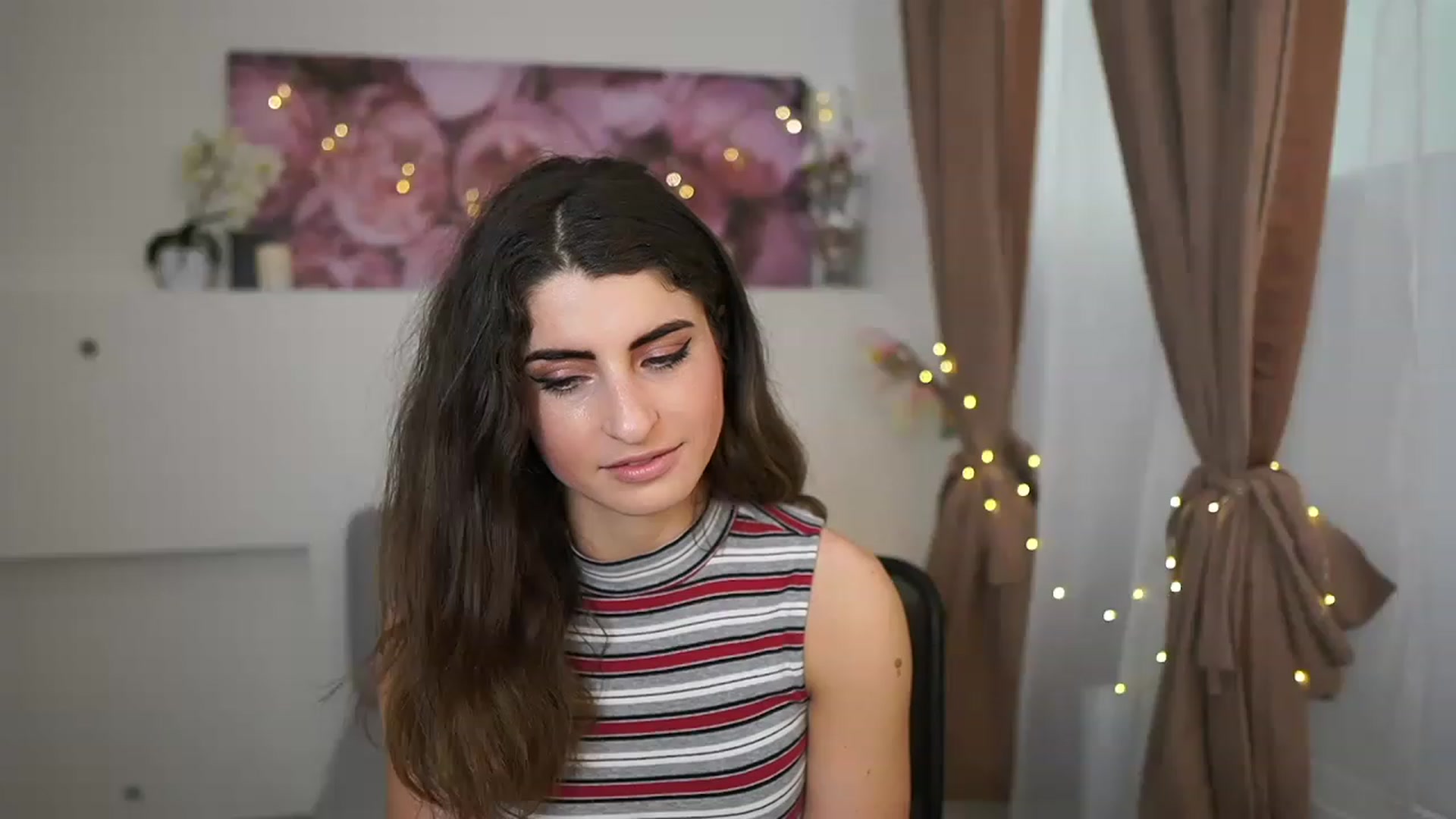 Gallery image thumbnail from EVA__LOVIA_'s myfreecams stream on, 04/13/2023, 10:30 image 17 of 20