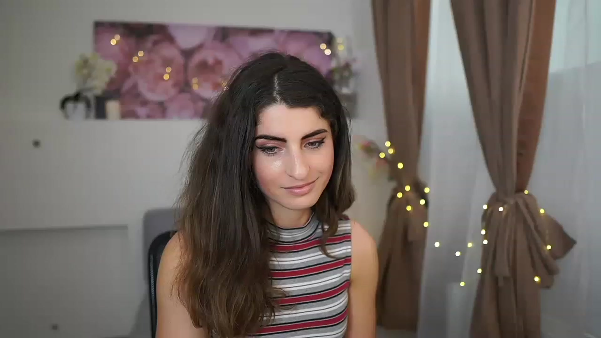 Gallery image thumbnail from EVA__LOVIA_'s myfreecams stream on, 04/13/2023, 11:37 image 9 of 20