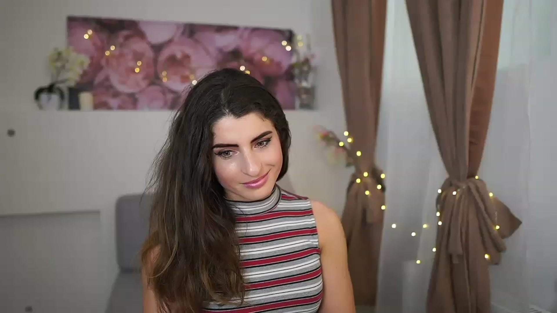 Gallery image thumbnail from EVA__LOVIA_'s myfreecams stream on, 04/13/2023, 12:50 image 16 of 20