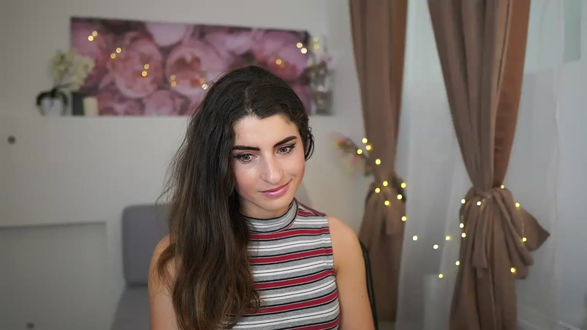 Gallery image thumbnail from EVA__LOVIA_'s myfreecams stream on, 04/13/2023, 12:50 image 8 of 20