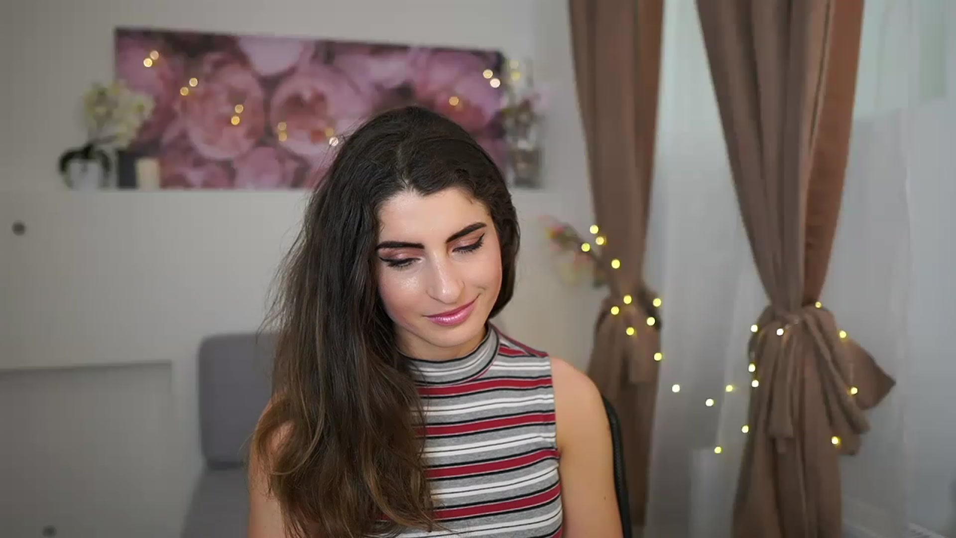 Gallery image thumbnail from EVA__LOVIA_'s myfreecams stream on, 04/13/2023, 12:50 image 13 of 20