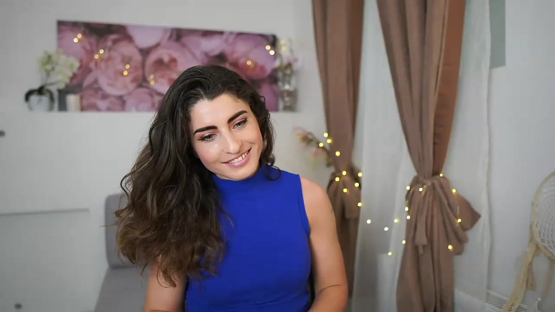 Gallery image thumbnail from EVA__LOVIA_'s myfreecams stream on, 04/14/2023, 10:38 image 12 of 20