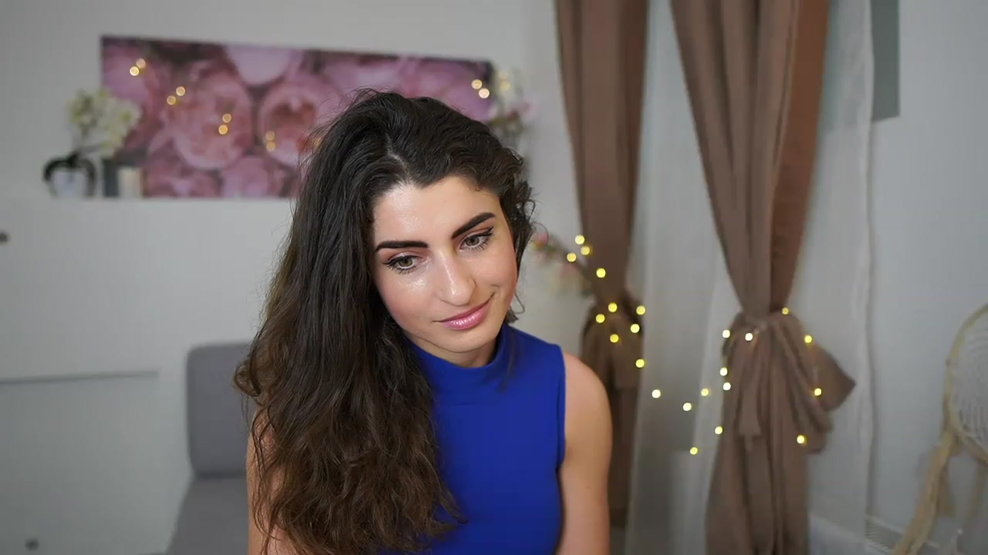 Gallery image thumbnail from EVA__LOVIA_'s myfreecams stream on, 04/14/2023, 10:38 image 10 of 20