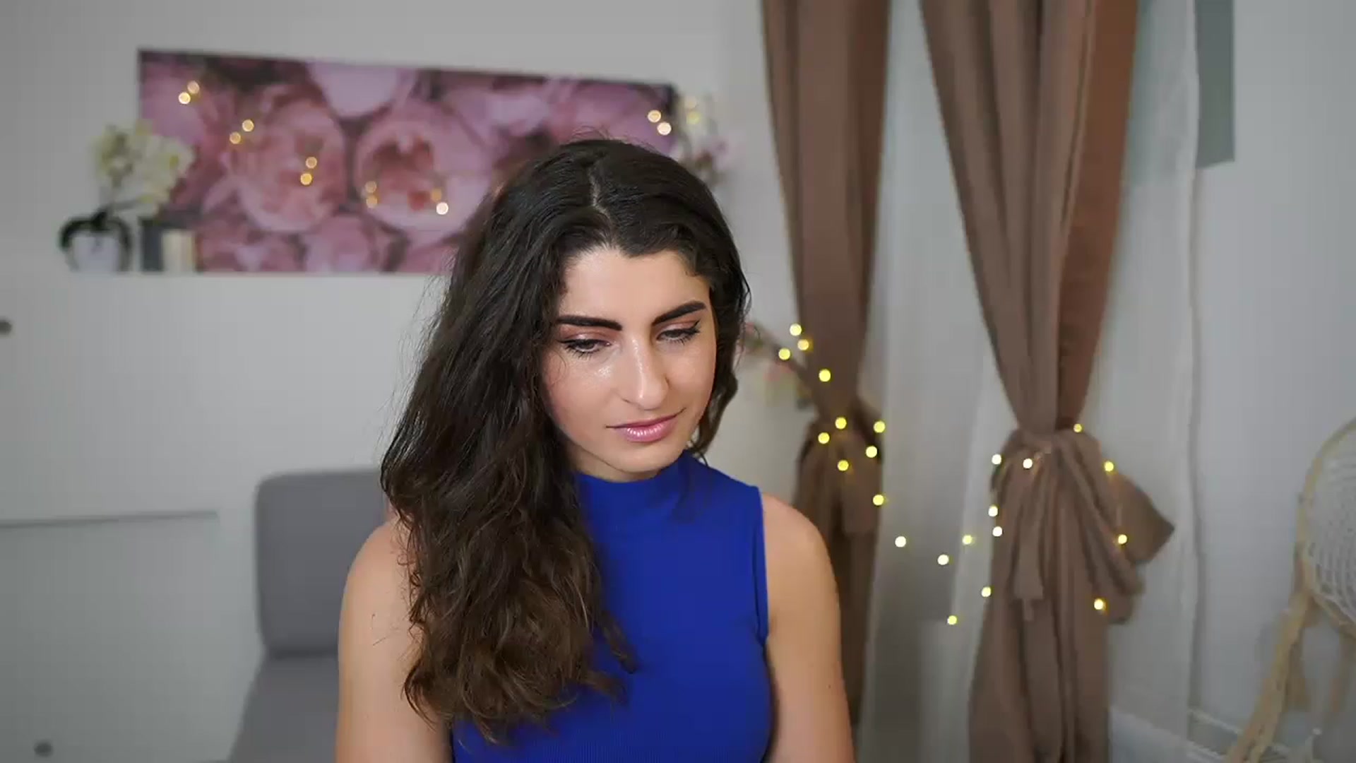 Gallery image thumbnail from EVA__LOVIA_'s myfreecams stream on, 04/14/2023, 10:38 image 9 of 20