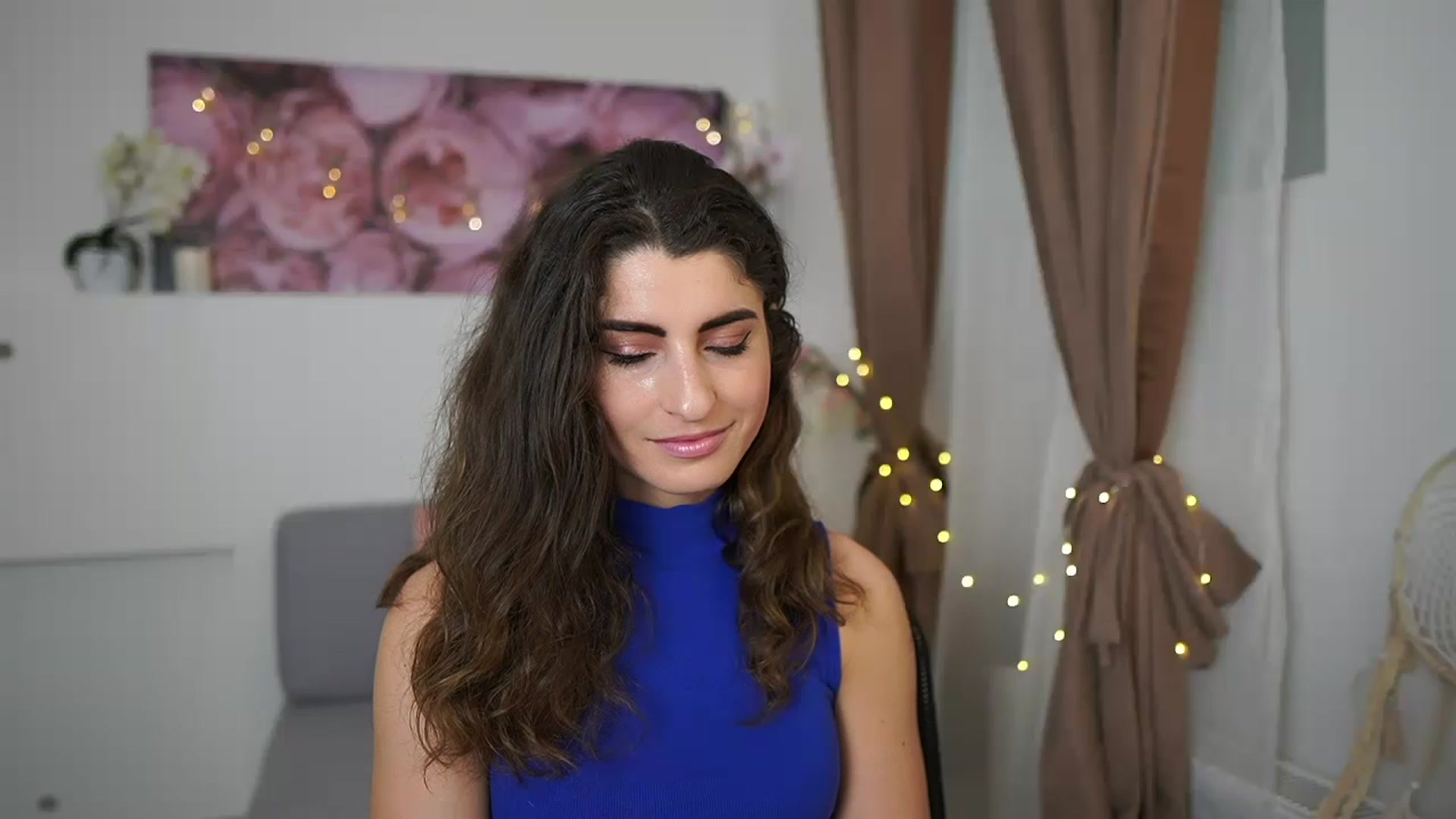 Gallery image thumbnail from EVA__LOVIA_'s myfreecams stream on, 04/14/2023, 10:38 image 15 of 20