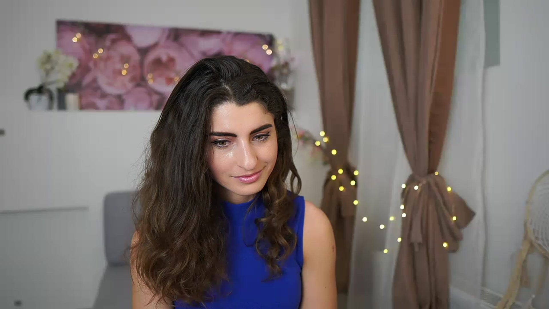 Gallery image thumbnail from EVA__LOVIA_'s myfreecams stream on, 04/14/2023, 10:38 image 17 of 20