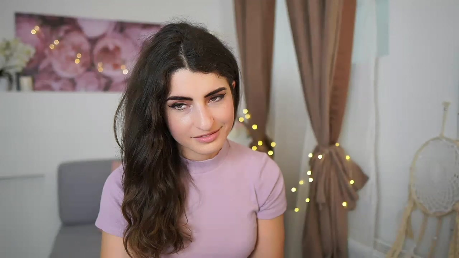 Gallery image thumbnail from EVA__LOVIA_'s myfreecams stream on, 04/16/2023, 14:17 image 11 of 20