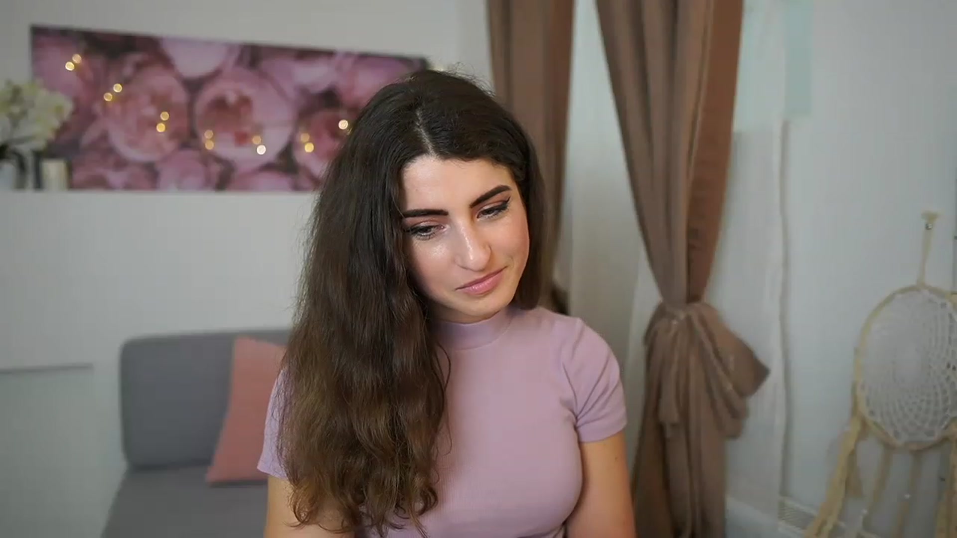Gallery image thumbnail from EVA__LOVIA_'s myfreecams stream on, 04/16/2023, 14:17 image 5 of 20