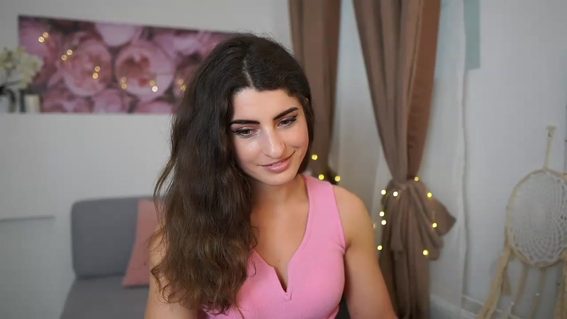 Gallery image thumbnail from EVA__LOVIA_'s myfreecams stream on, 04/16/2023, 15:05 image 6 of 20