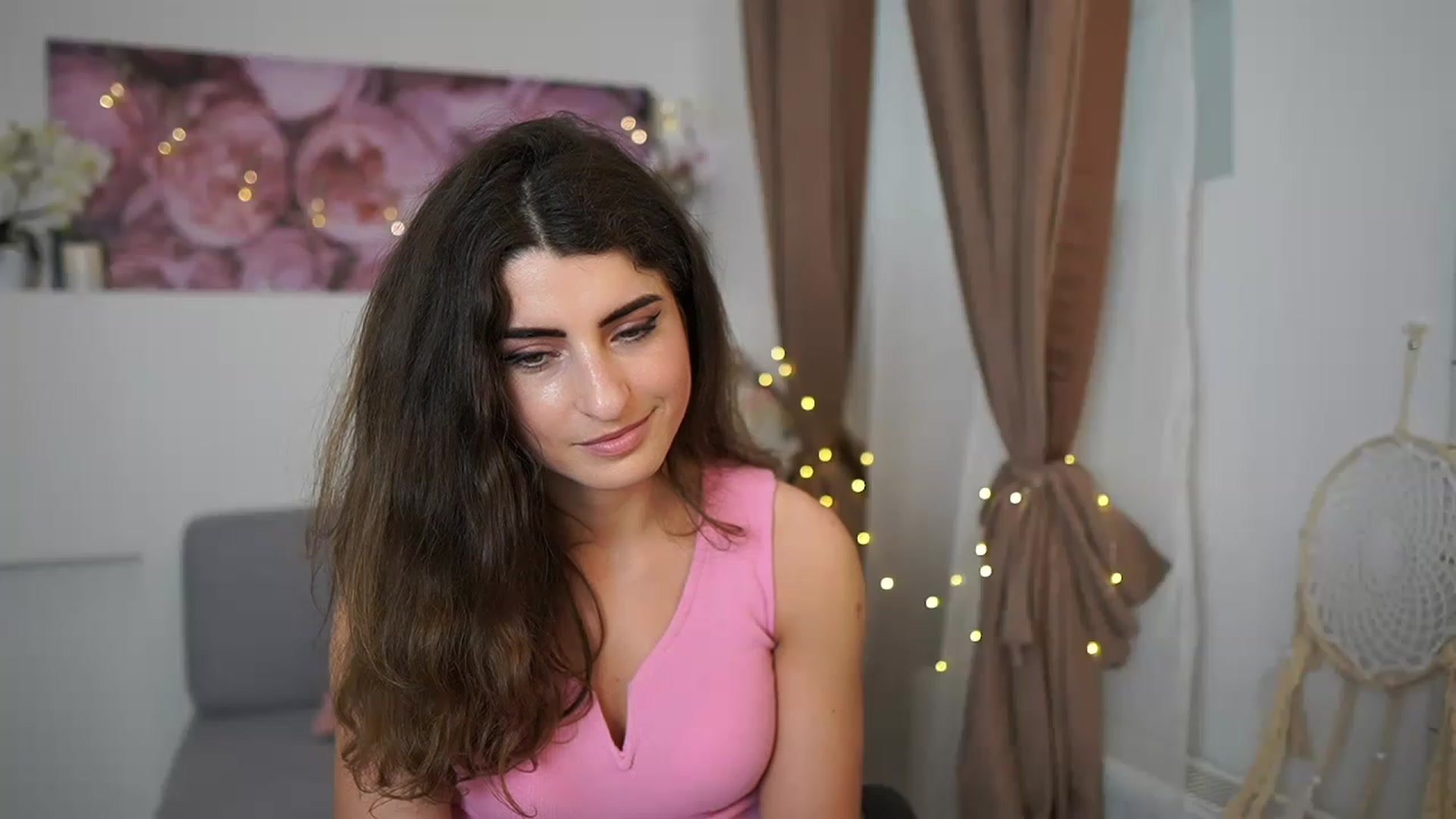 Gallery image thumbnail from EVA__LOVIA_'s myfreecams stream on, 04/16/2023, 15:05 image 14 of 20