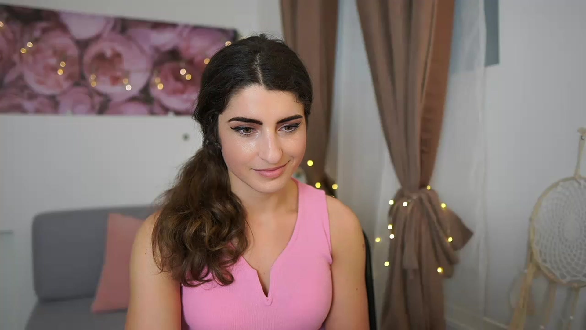 Gallery image thumbnail from EVA__LOVIA_'s myfreecams stream on, 04/16/2023, 16:39 image 12 of 20