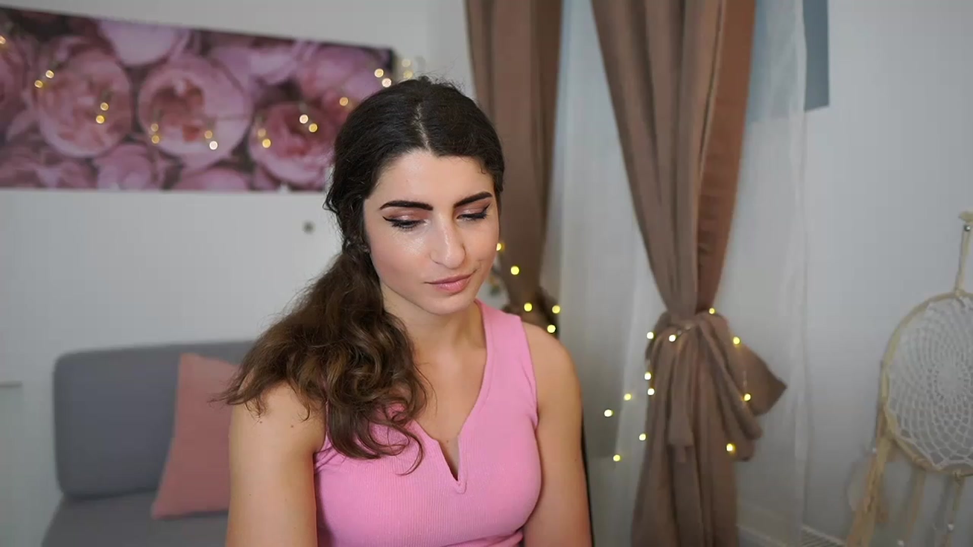 Gallery image thumbnail from EVA__LOVIA_'s myfreecams stream on, 04/16/2023, 16:39 image 6 of 20