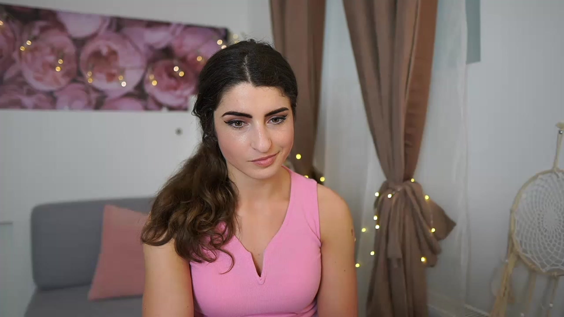 Gallery image thumbnail from EVA__LOVIA_'s myfreecams stream on, 04/16/2023, 16:39 image 1 of 20