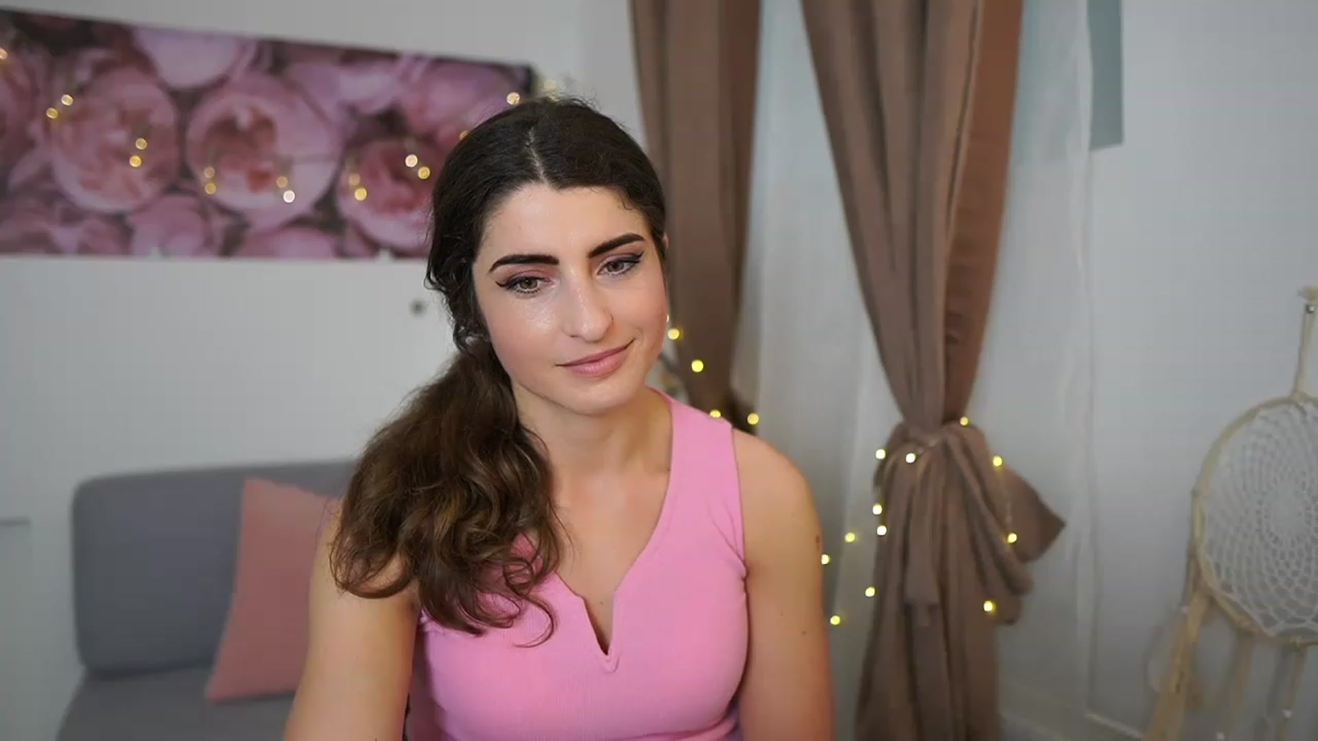 Gallery image thumbnail from EVA__LOVIA_'s myfreecams stream on, 04/16/2023, 16:39 image 3 of 20