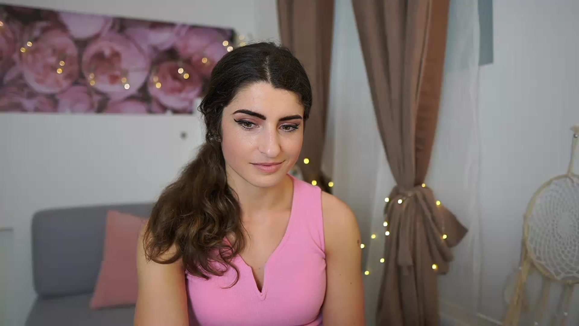 Gallery image thumbnail from EVA__LOVIA_'s myfreecams stream on, 04/16/2023, 16:39 image 4 of 20