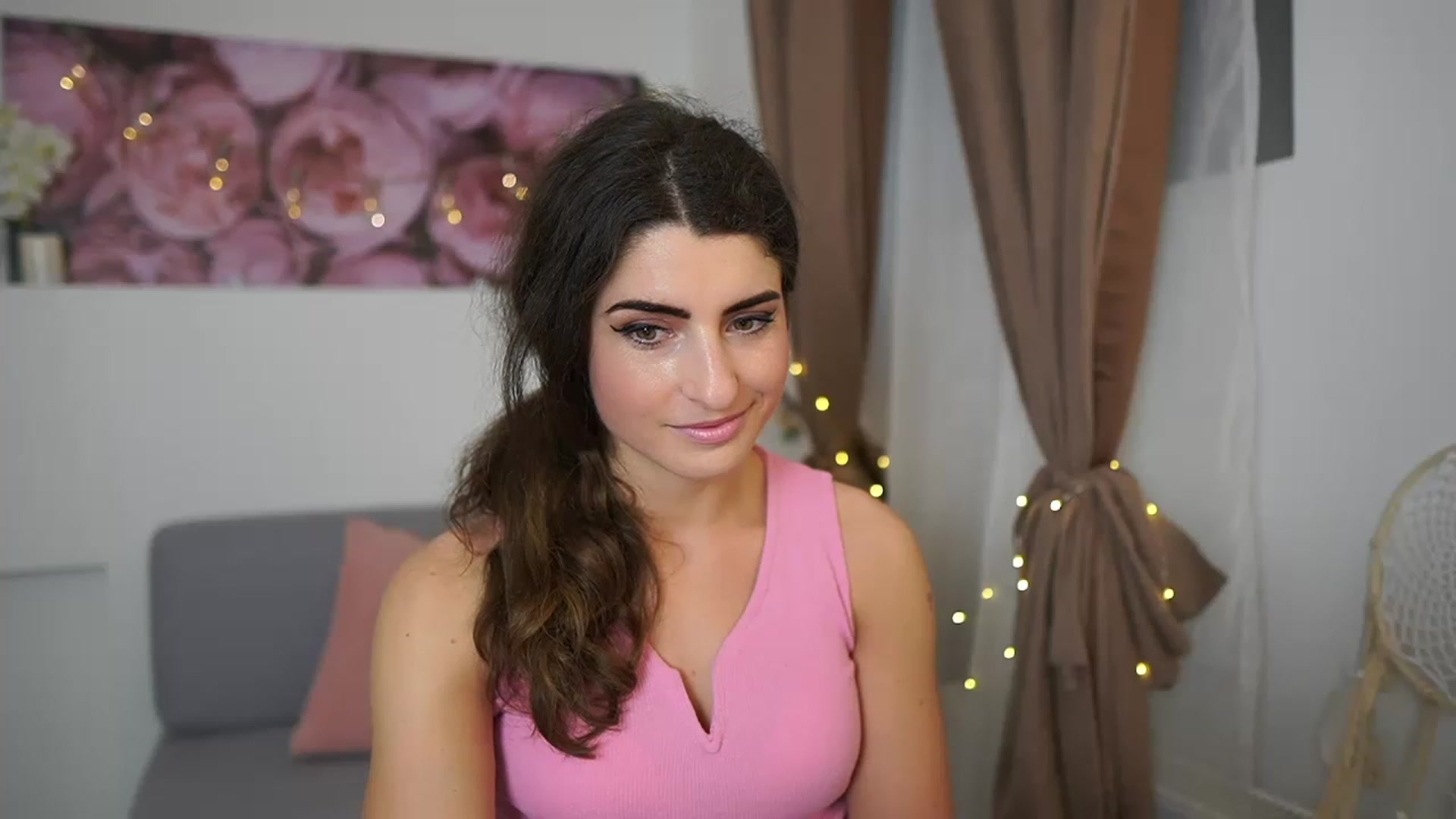 Gallery image thumbnail from EVA__LOVIA_'s myfreecams stream on, 04/16/2023, 17:48 image 9 of 20
