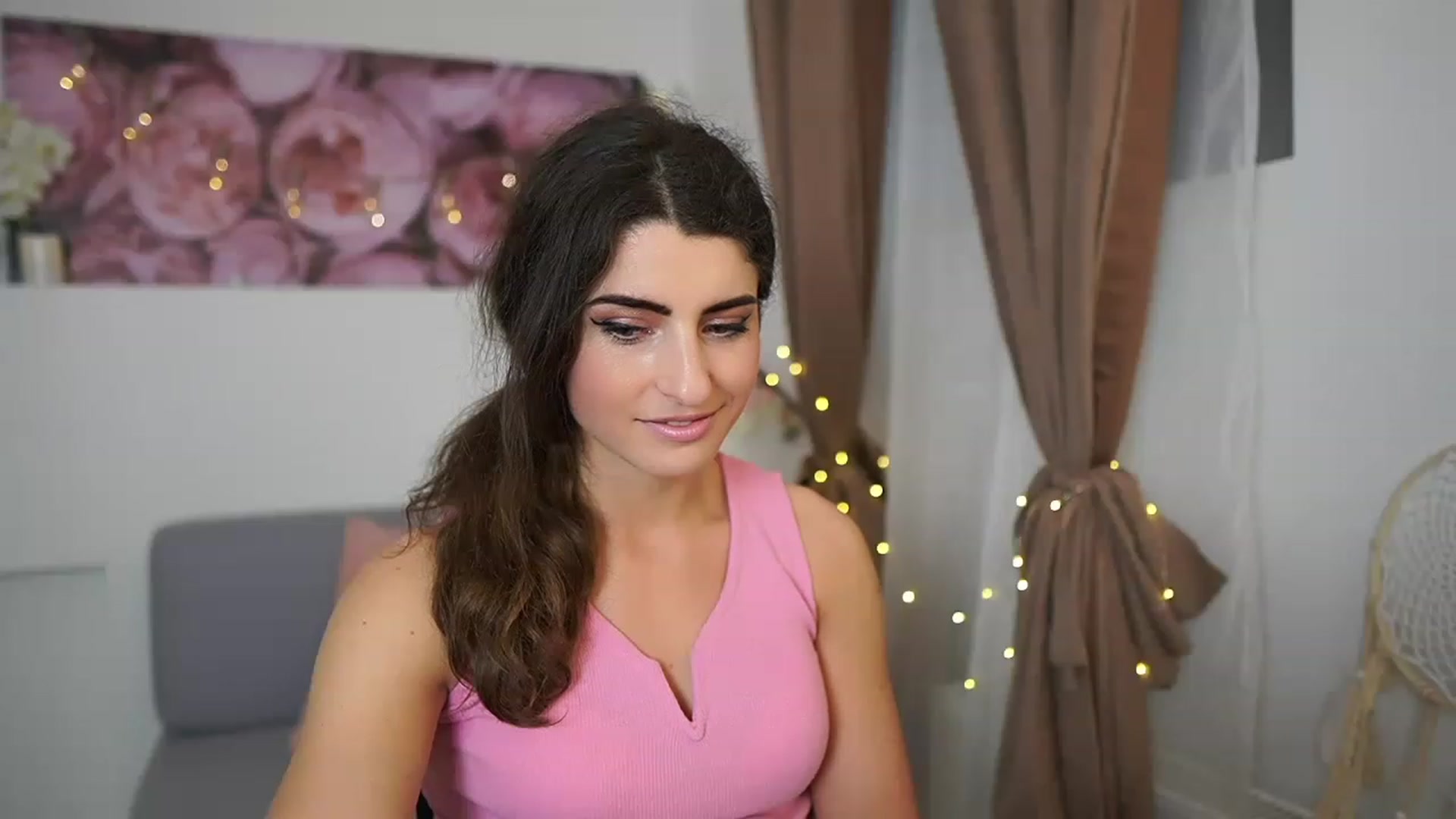 Gallery image thumbnail from EVA__LOVIA_'s myfreecams stream on, 04/16/2023, 17:48 image 12 of 20