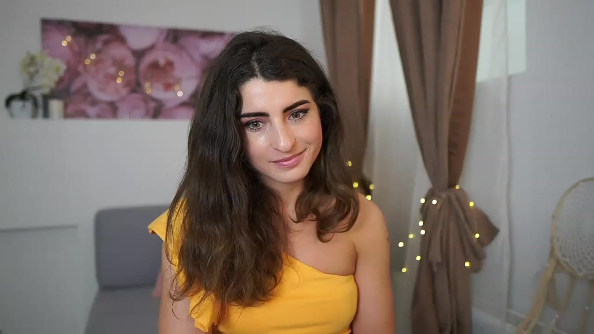 Gallery image thumbnail from EVA__LOVIA_'s myfreecams stream on, 04/17/2023, 10:32 image 13 of 20