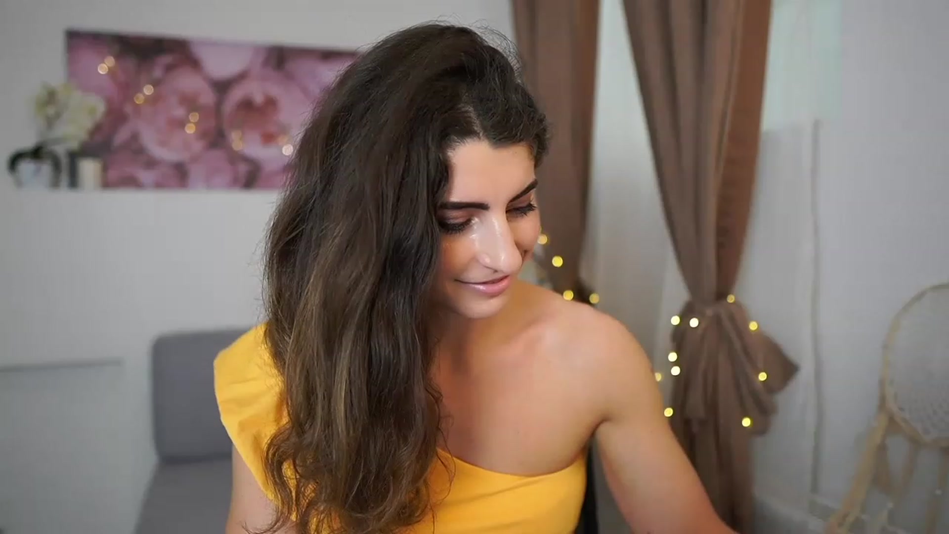 Gallery image thumbnail from EVA__LOVIA_'s myfreecams stream on, 04/17/2023, 12:29 image 11 of 20