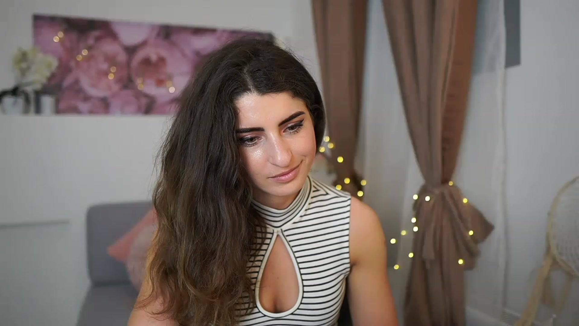 Gallery image thumbnail from EVA__LOVIA_'s myfreecams stream on, 04/17/2023, 16:54 image 20 of 20