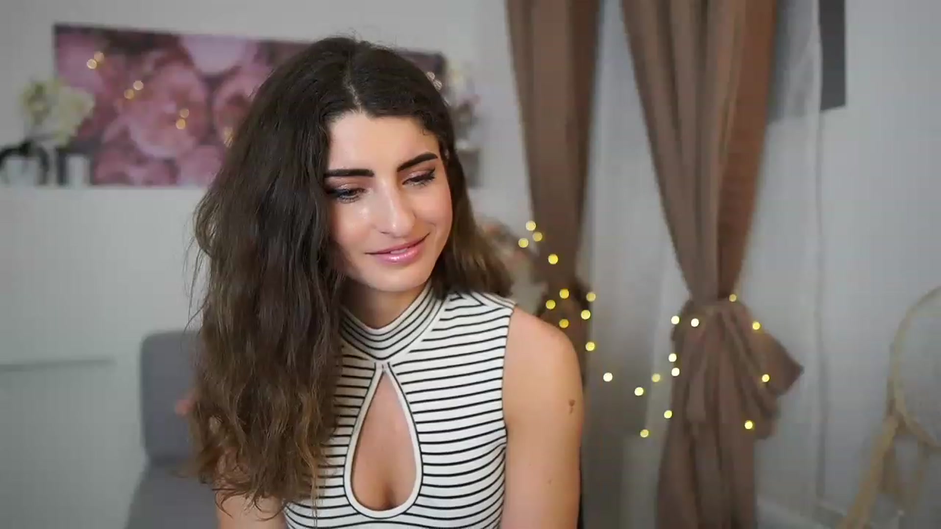 Gallery image thumbnail from EVA__LOVIA_'s myfreecams stream on, 04/17/2023, 18:02 image 19 of 20