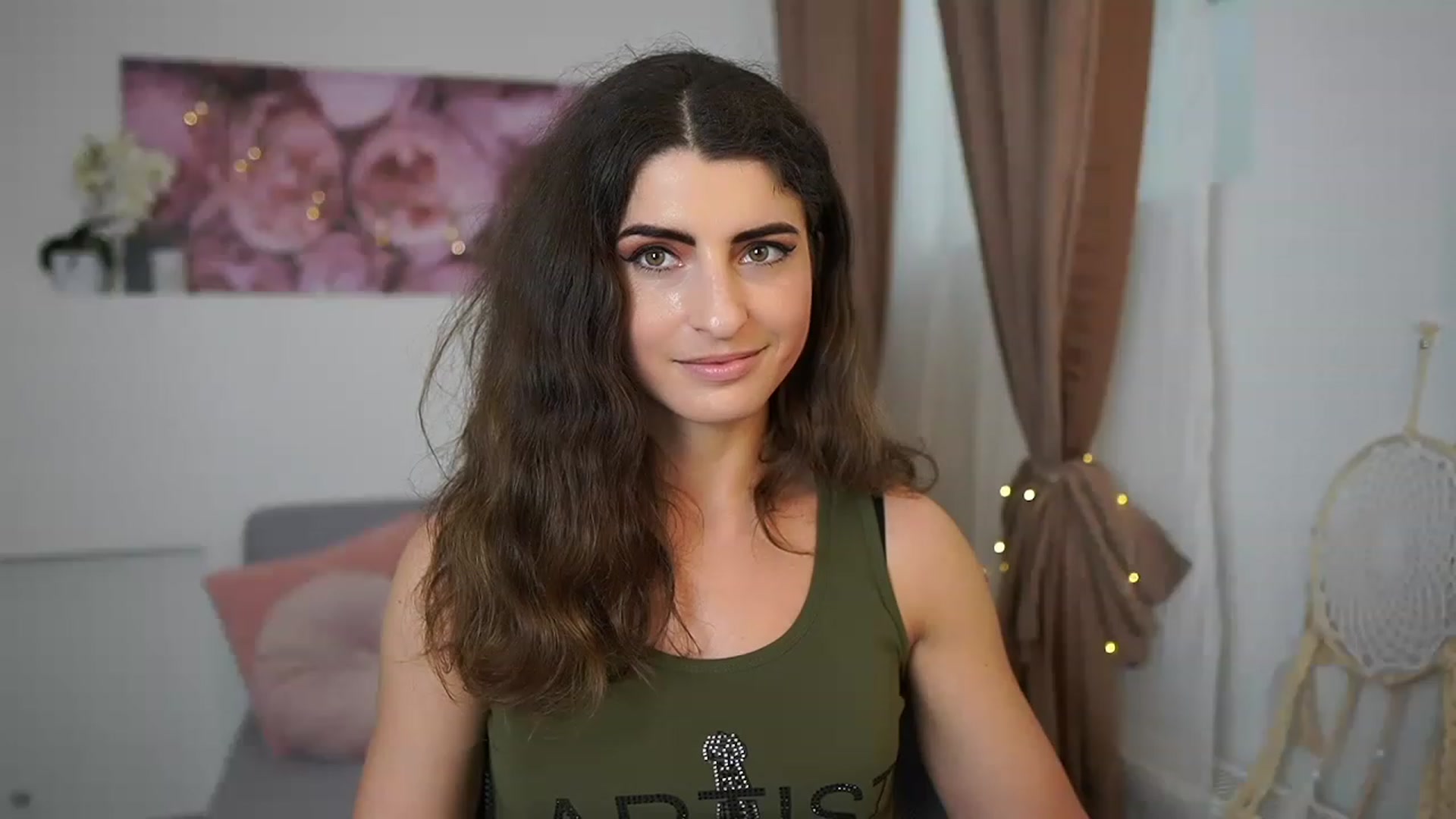 Gallery image thumbnail from EVA__LOVIA_'s myfreecams stream on, 04/20/2023, 13:14 image 6 of 20