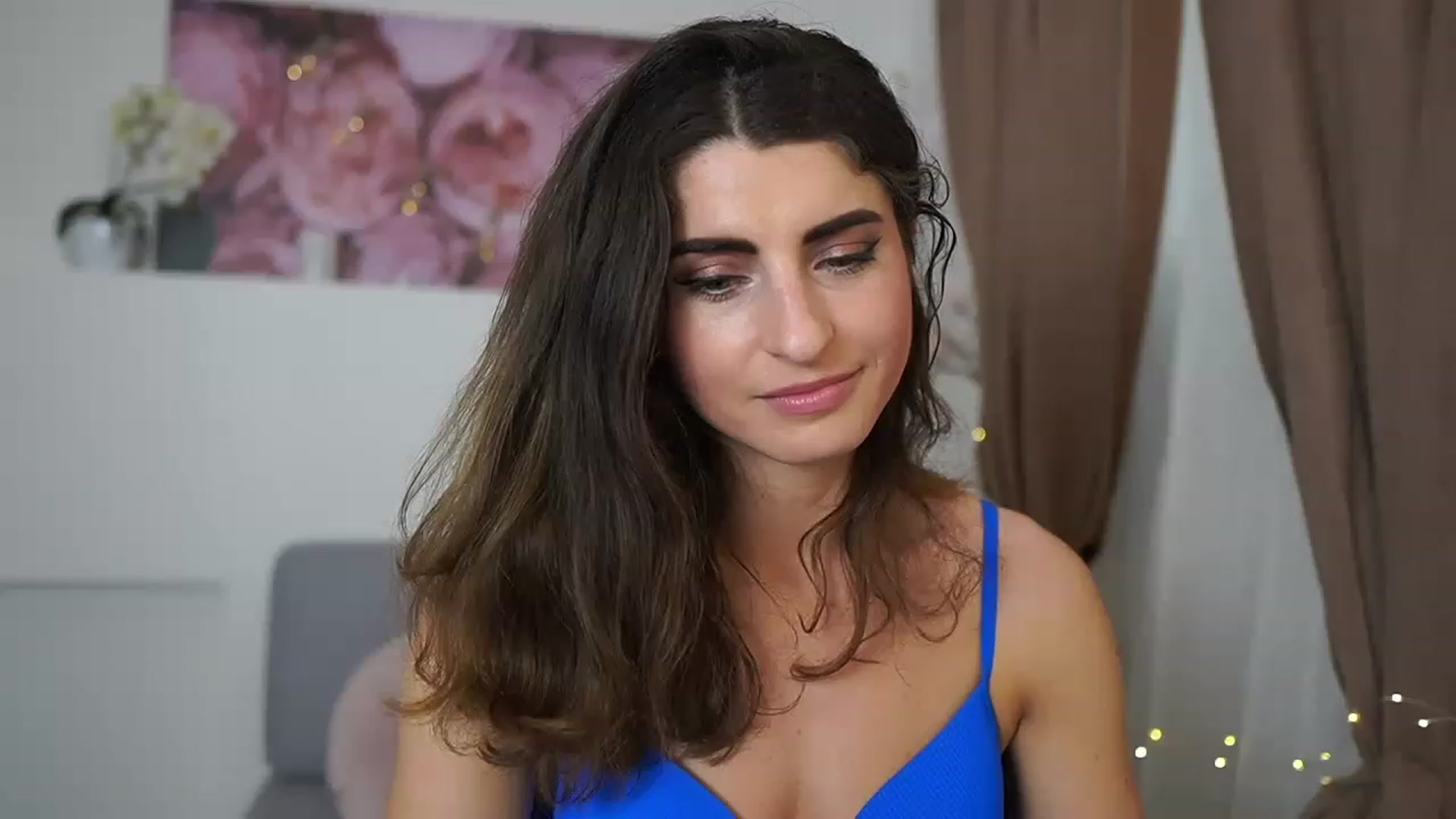 Gallery image thumbnail from EVA__LOVIA_'s myfreecams stream on, 04/25/2023, 12:58 image 13 of 20