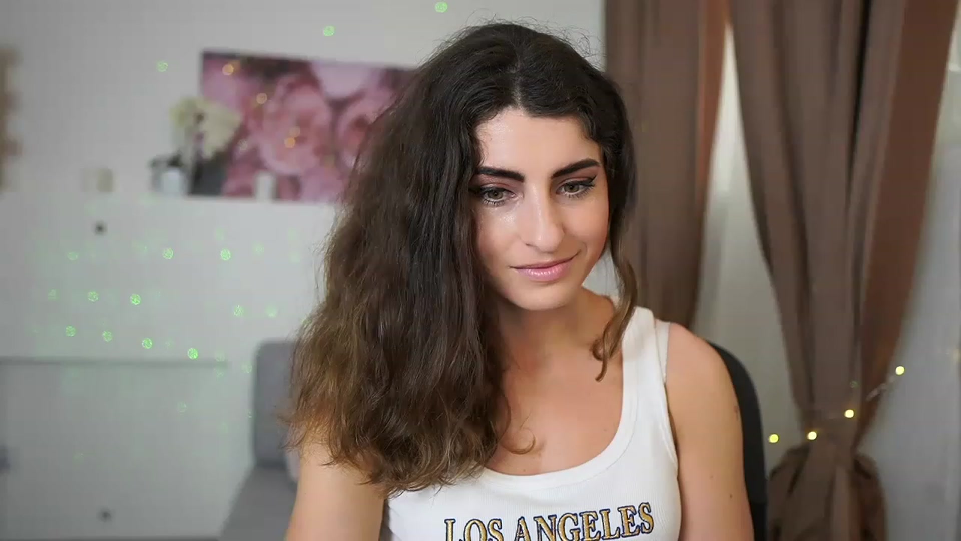 Gallery image thumbnail from EVA__LOVIA_'s myfreecams stream on, 04/26/2023, 10:19 image 9 of 20