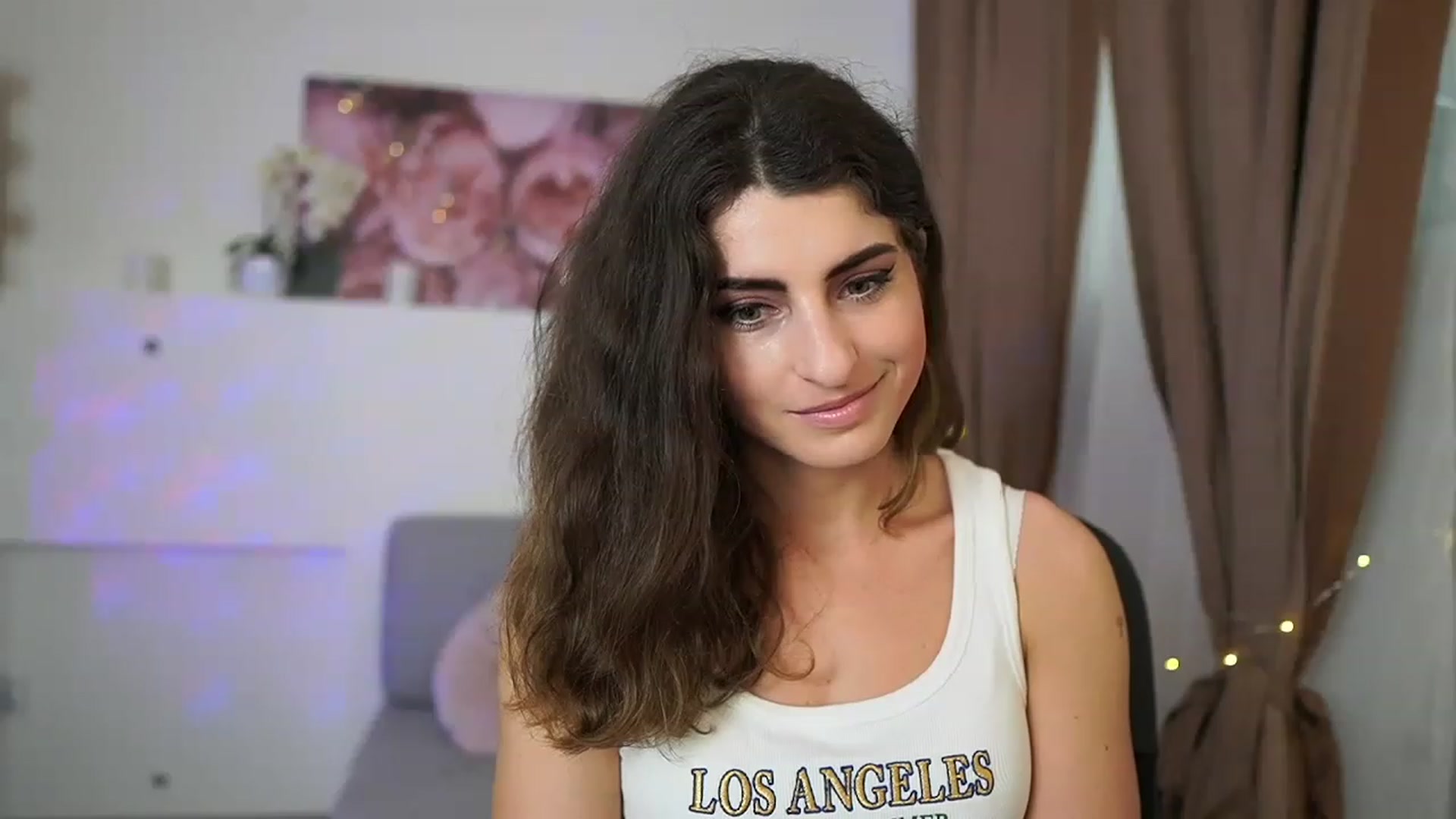 Gallery image thumbnail from EVA__LOVIA_'s myfreecams stream on, 04/26/2023, 10:19 image 10 of 20