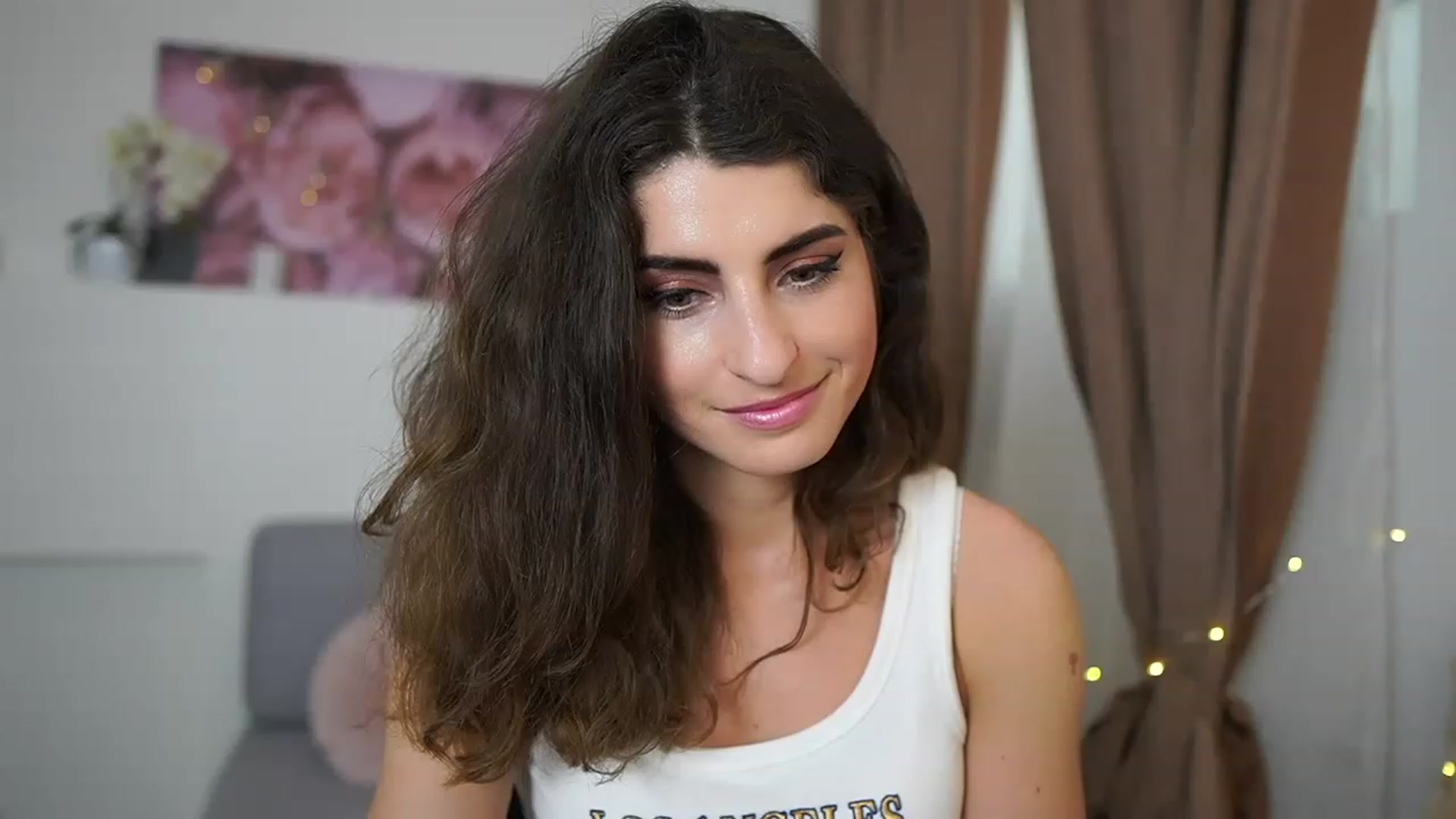 Gallery image thumbnail from EVA__LOVIA_'s myfreecams stream on, 04/26/2023, 13:00 image 10 of 20