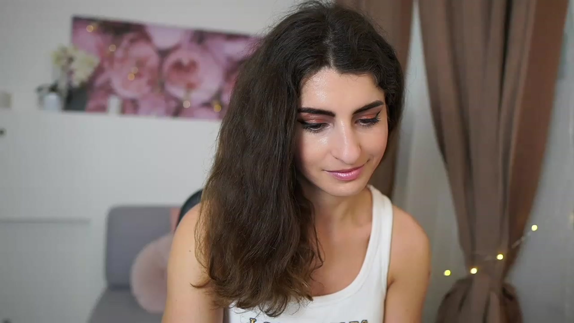 Gallery image thumbnail from EVA__LOVIA_'s myfreecams stream on, 04/26/2023, 14:02 image 18 of 20