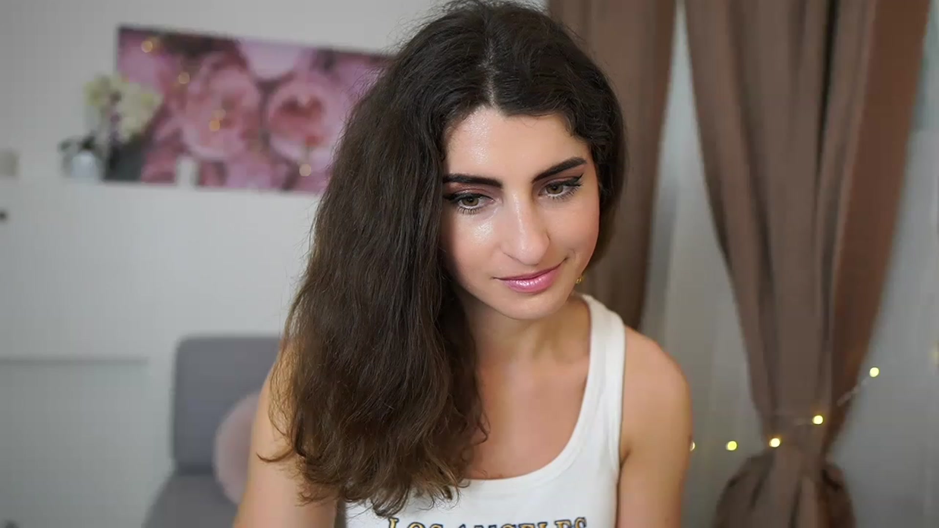 Gallery image thumbnail from EVA__LOVIA_'s myfreecams stream on, 04/26/2023, 14:02 image 19 of 20