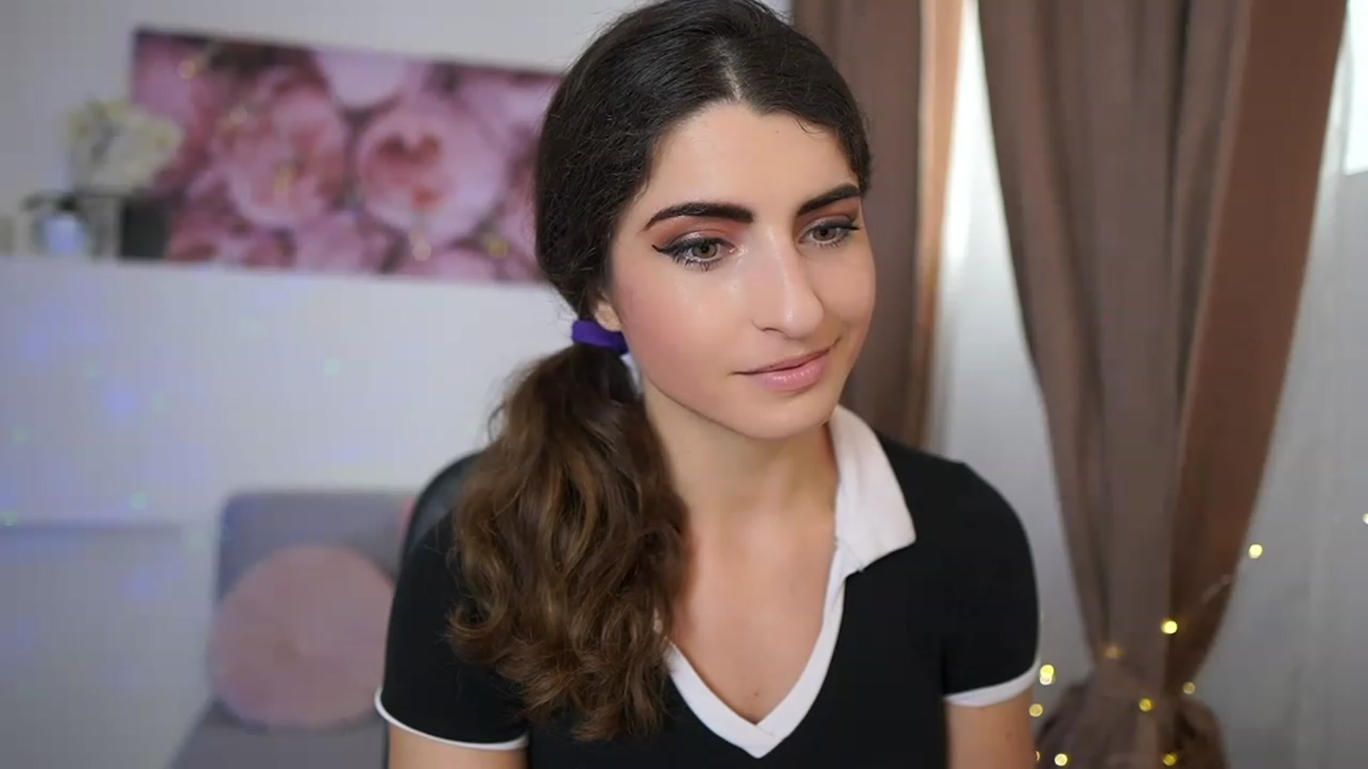 Gallery image thumbnail from EVA__LOVIA_'s myfreecams stream on, 05/01/2023, 11:17 image 14 of 20