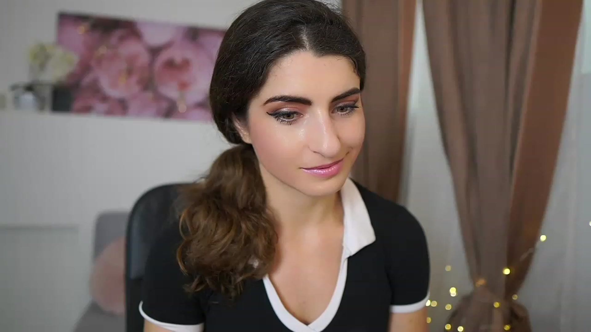 Gallery image thumbnail from EVA__LOVIA_'s myfreecams stream on, 05/01/2023, 12:46 image 6 of 20