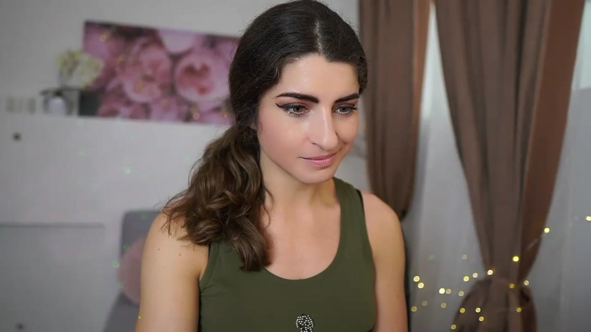 Gallery image thumbnail from EVA__LOVIA_'s myfreecams stream on, 05/03/2023, 10:12 image 11 of 20