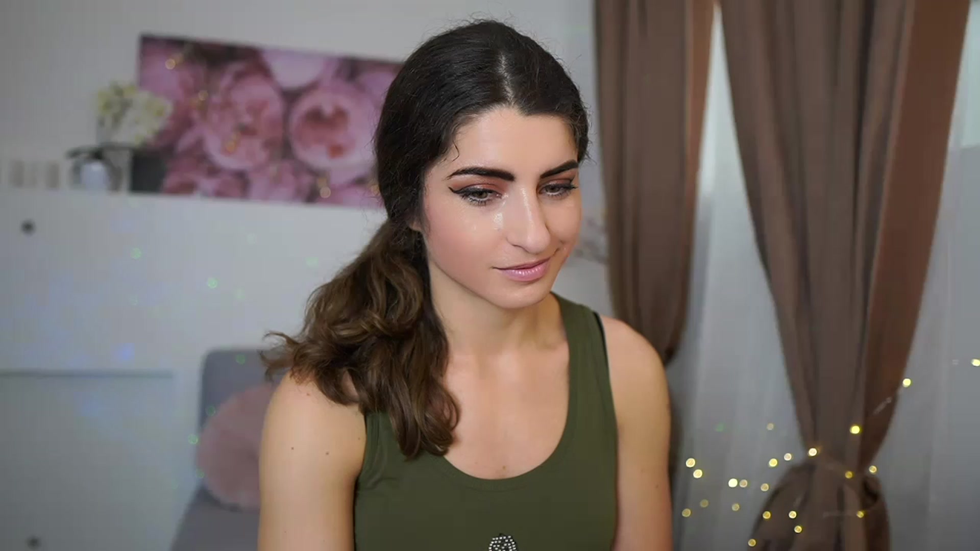 Gallery image thumbnail from EVA__LOVIA_'s myfreecams stream on, 05/03/2023, 10:12 image 2 of 20