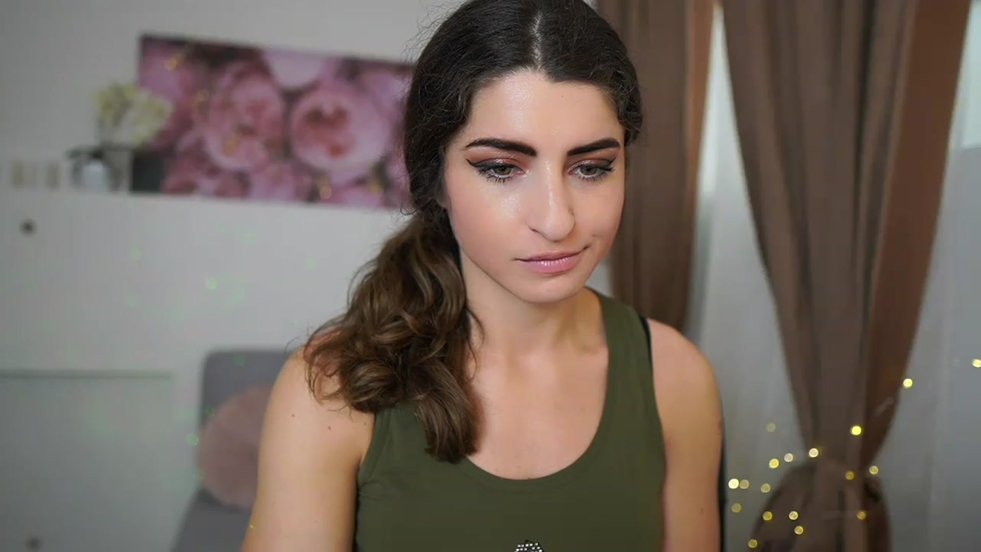 Gallery image thumbnail from EVA__LOVIA_'s myfreecams stream on, 05/03/2023, 10:12 image 10 of 20