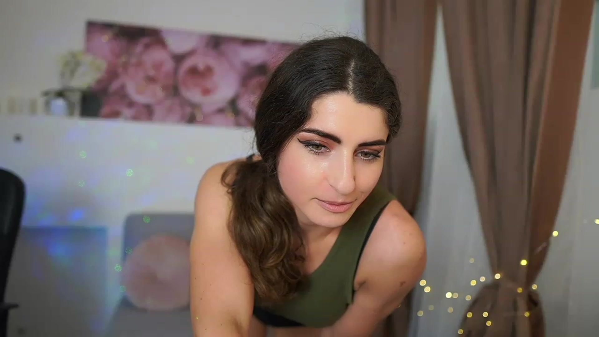 Gallery image thumbnail from EVA__LOVIA_'s myfreecams stream on, 05/03/2023, 12:03 image 20 of 20
