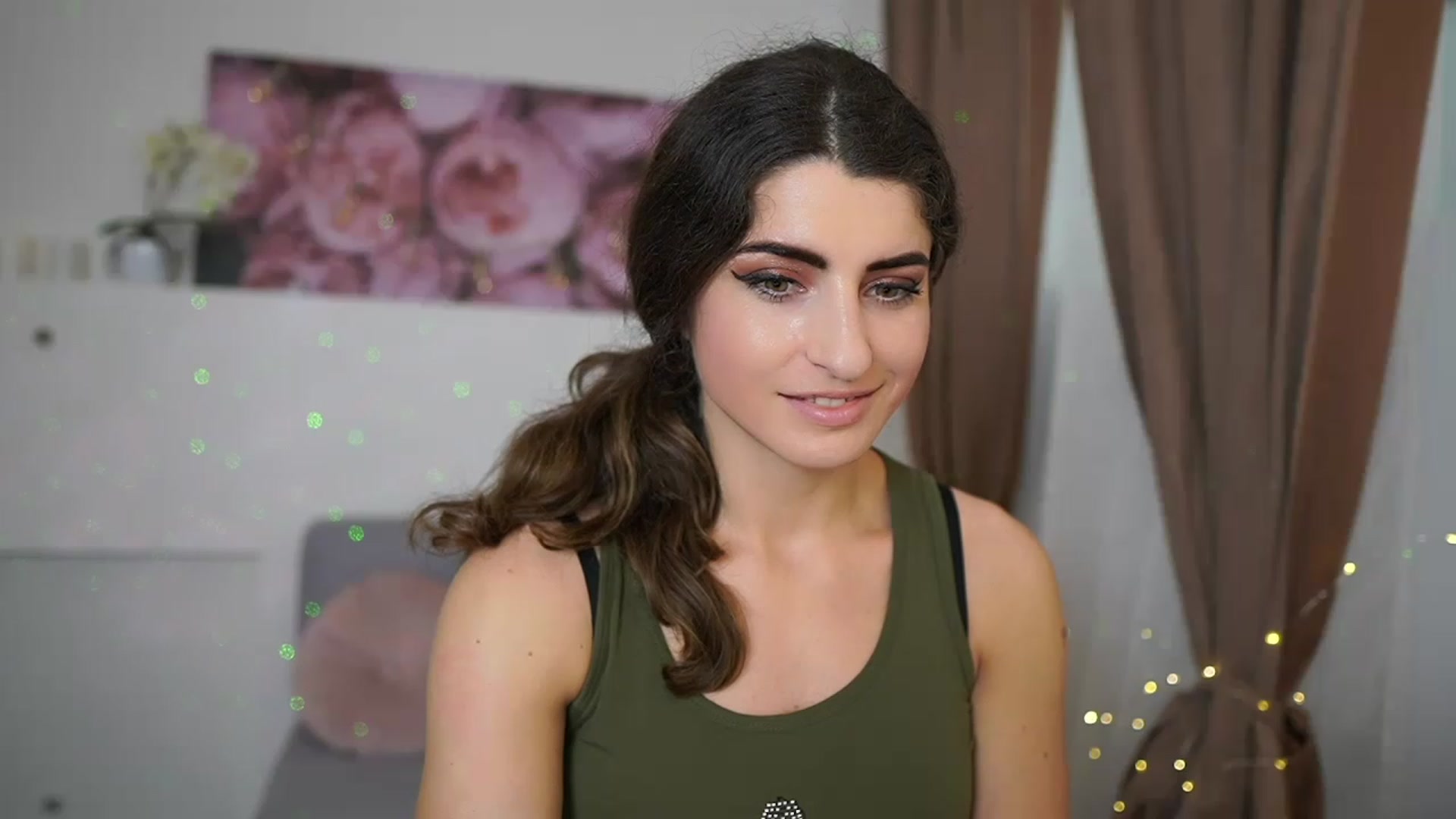 Gallery image thumbnail from EVA__LOVIA_'s myfreecams stream on, 05/03/2023, 12:03 image 13 of 20
