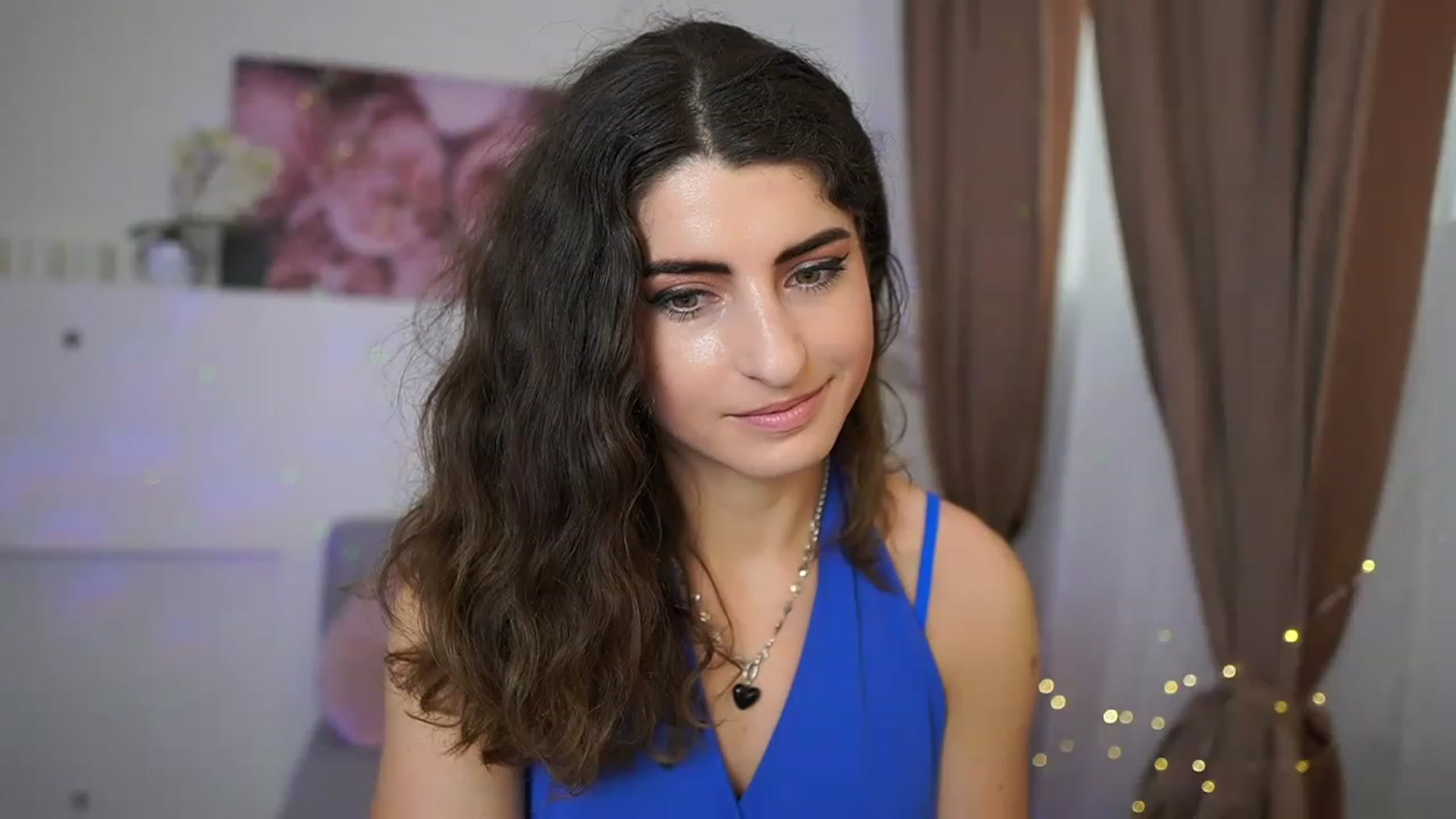 Gallery image thumbnail from EVA__LOVIA_'s myfreecams stream on, 05/04/2023, 11:24 image 4 of 20