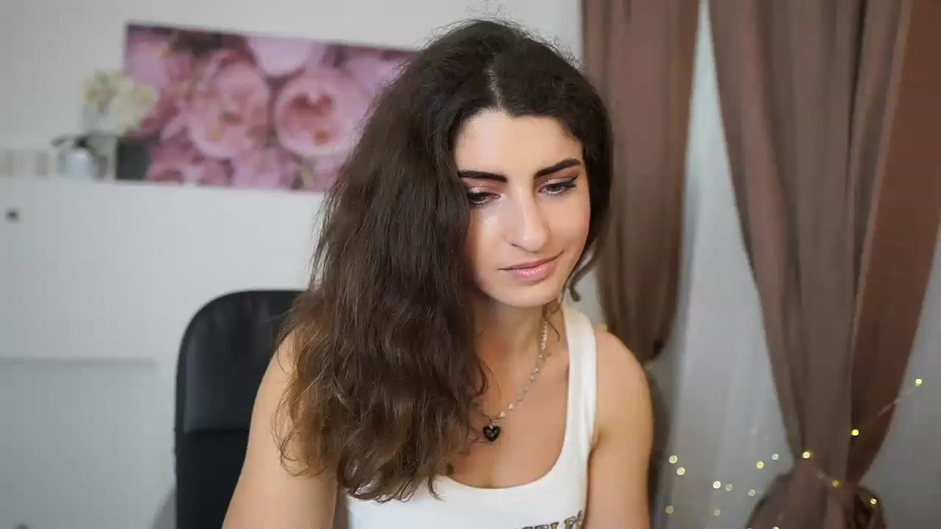 Gallery image thumbnail from EVA__LOVIA_'s myfreecams stream on, 05/11/2023, 12:24 image 4 of 20