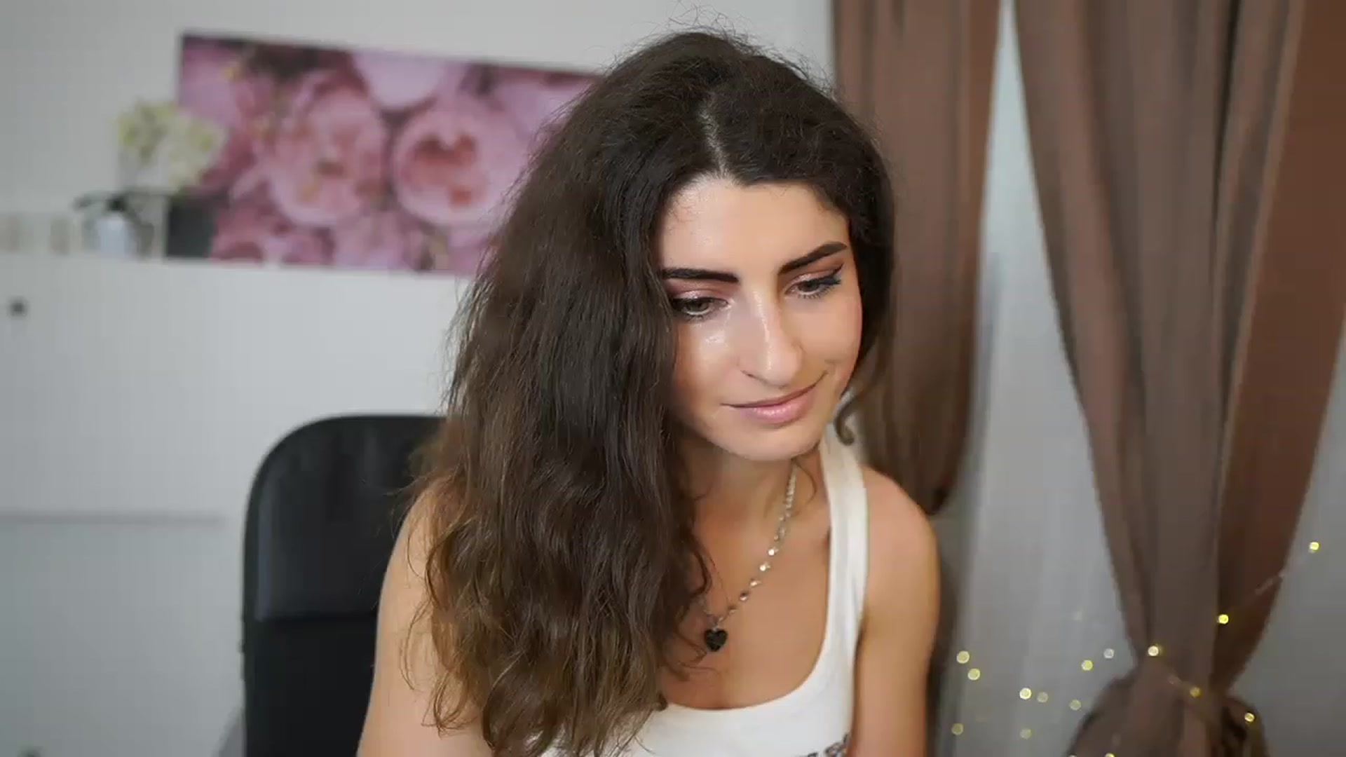 Gallery image thumbnail from EVA__LOVIA_'s myfreecams stream on, 05/11/2023, 12:24 image 7 of 20