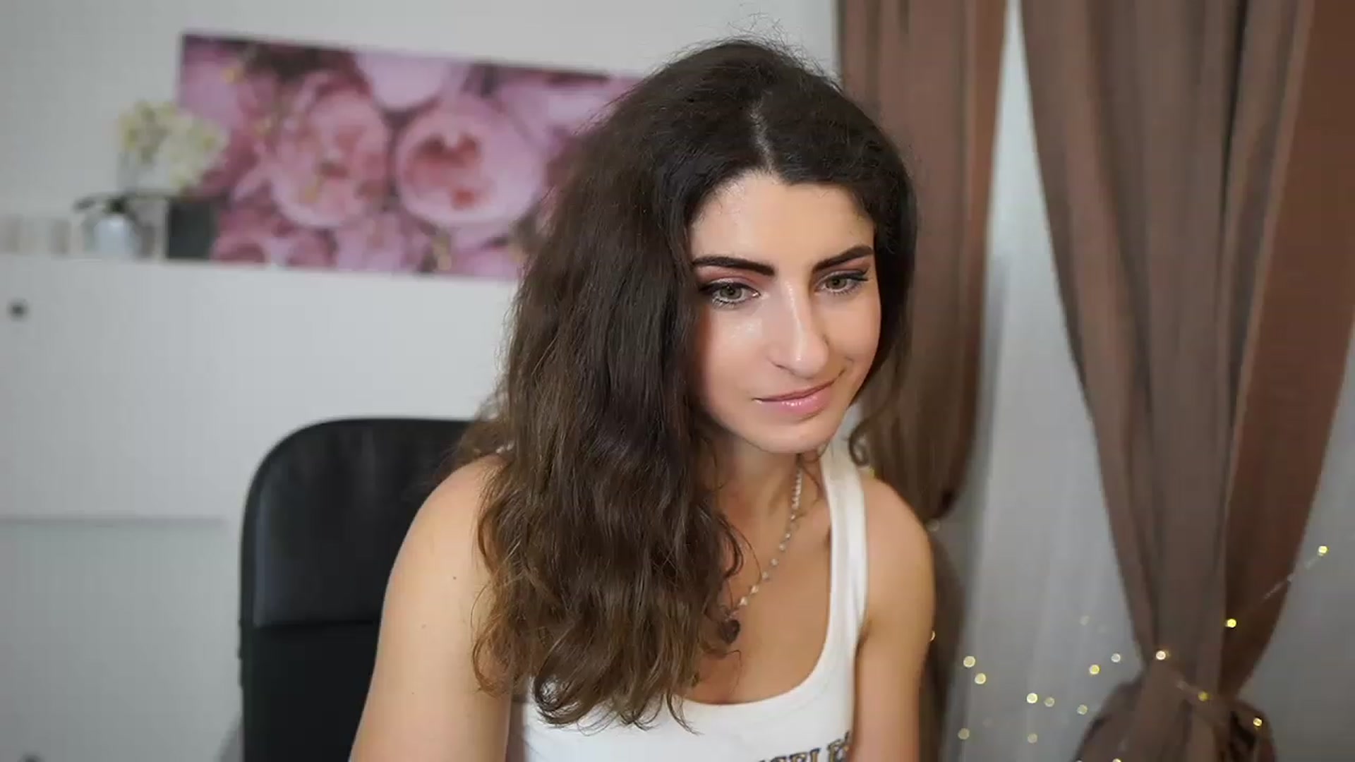 Gallery image thumbnail from EVA__LOVIA_'s myfreecams stream on, 05/11/2023, 12:24 image 10 of 20