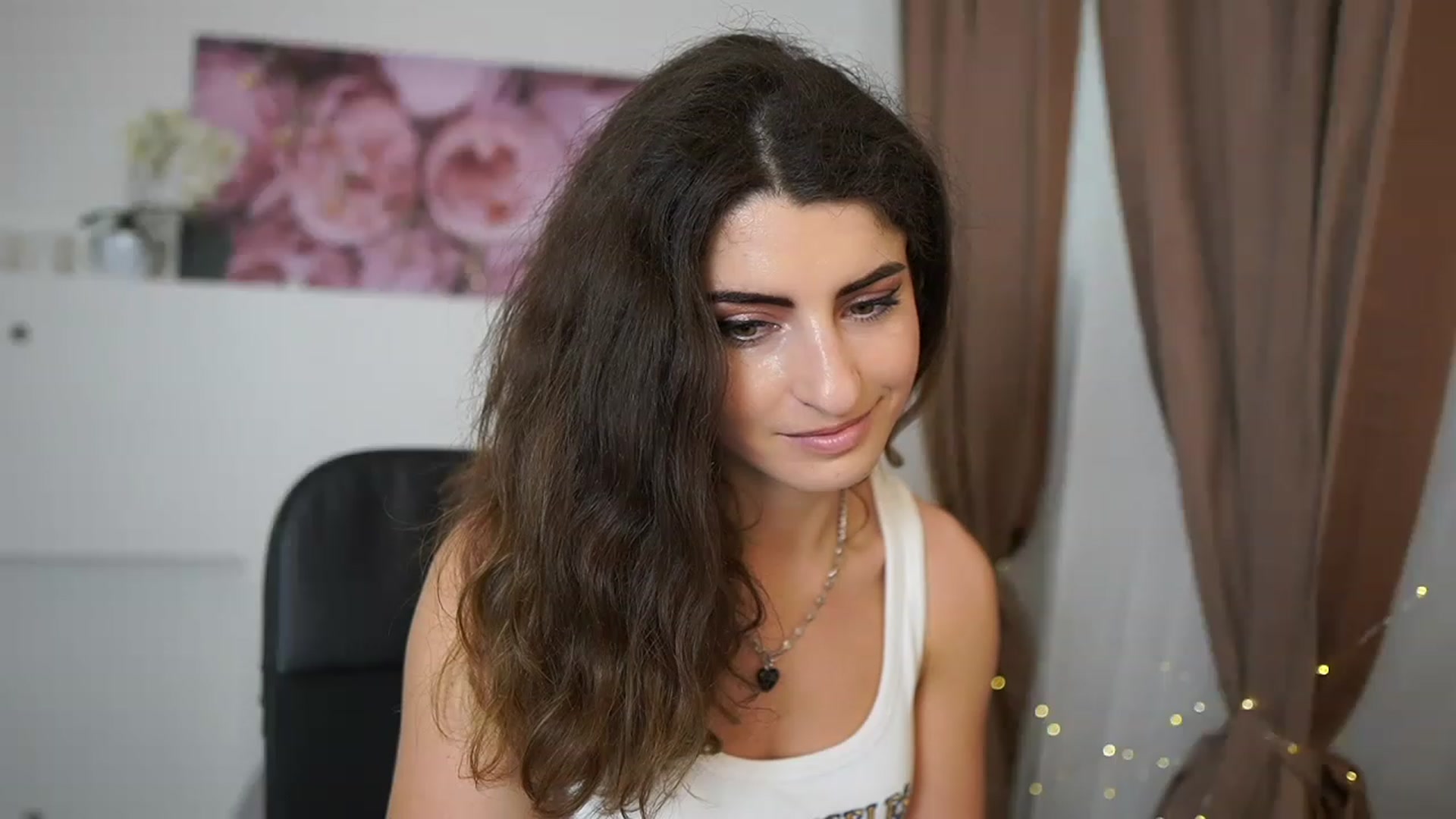 Gallery image thumbnail from EVA__LOVIA_'s myfreecams stream on, 05/11/2023, 12:24 image 6 of 20