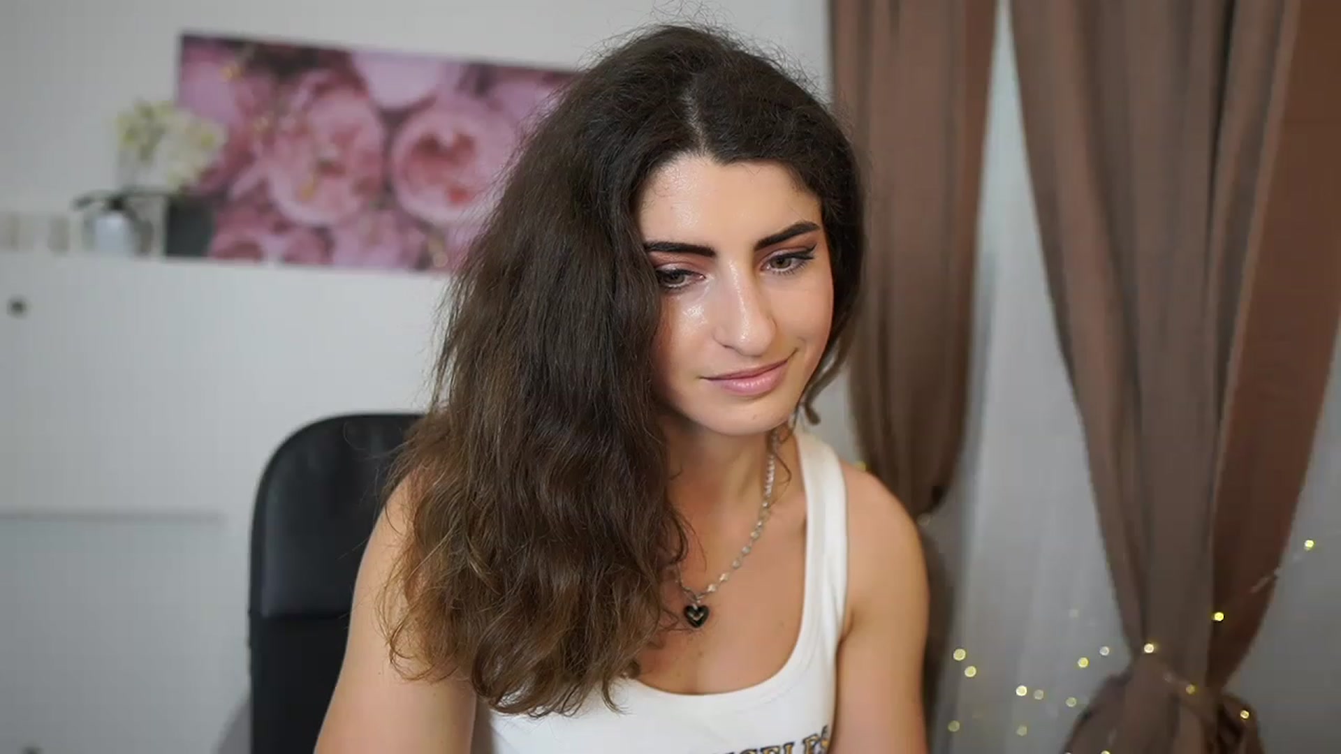 Gallery image thumbnail from EVA__LOVIA_'s myfreecams stream on, 05/11/2023, 12:24 image 3 of 20